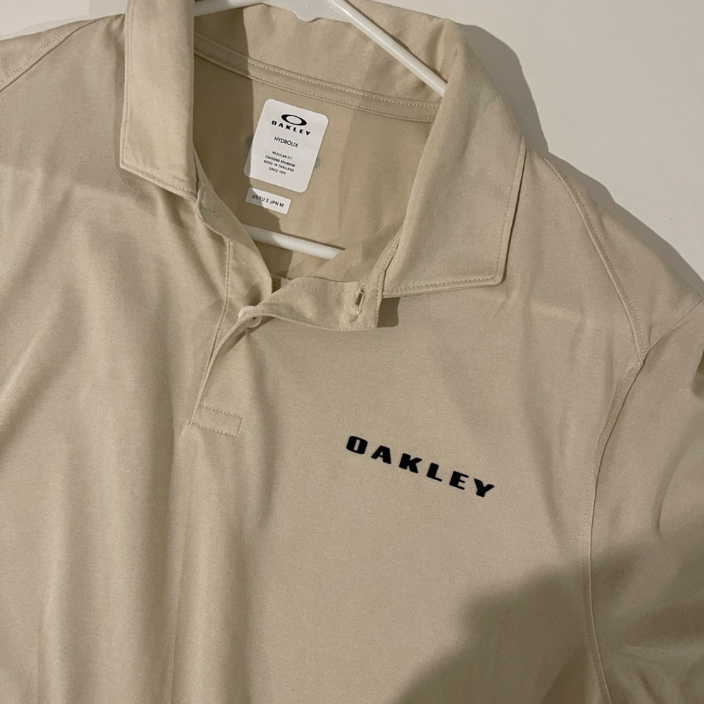 Oakley Men's Beige Polo Shirt